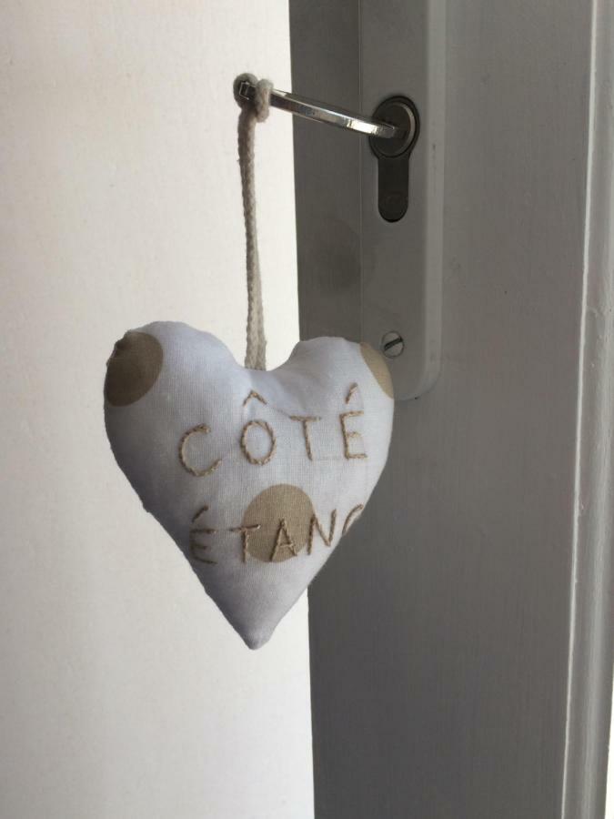 Le Petit Monty Gite Cote Etang Saint-Malo-du-Bois Екстер'єр фото